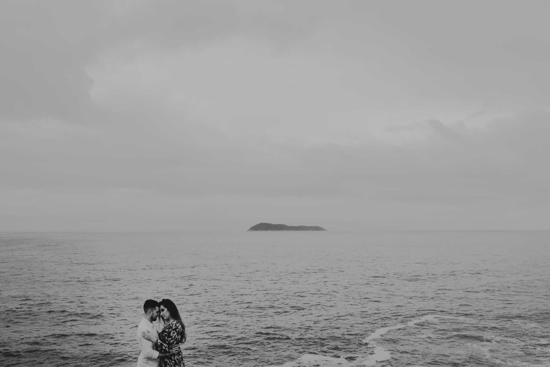 Foto Ensaio Pré Wedding na Guarda do Embaú/SC | Matheus & Andressa  - Imagem 4