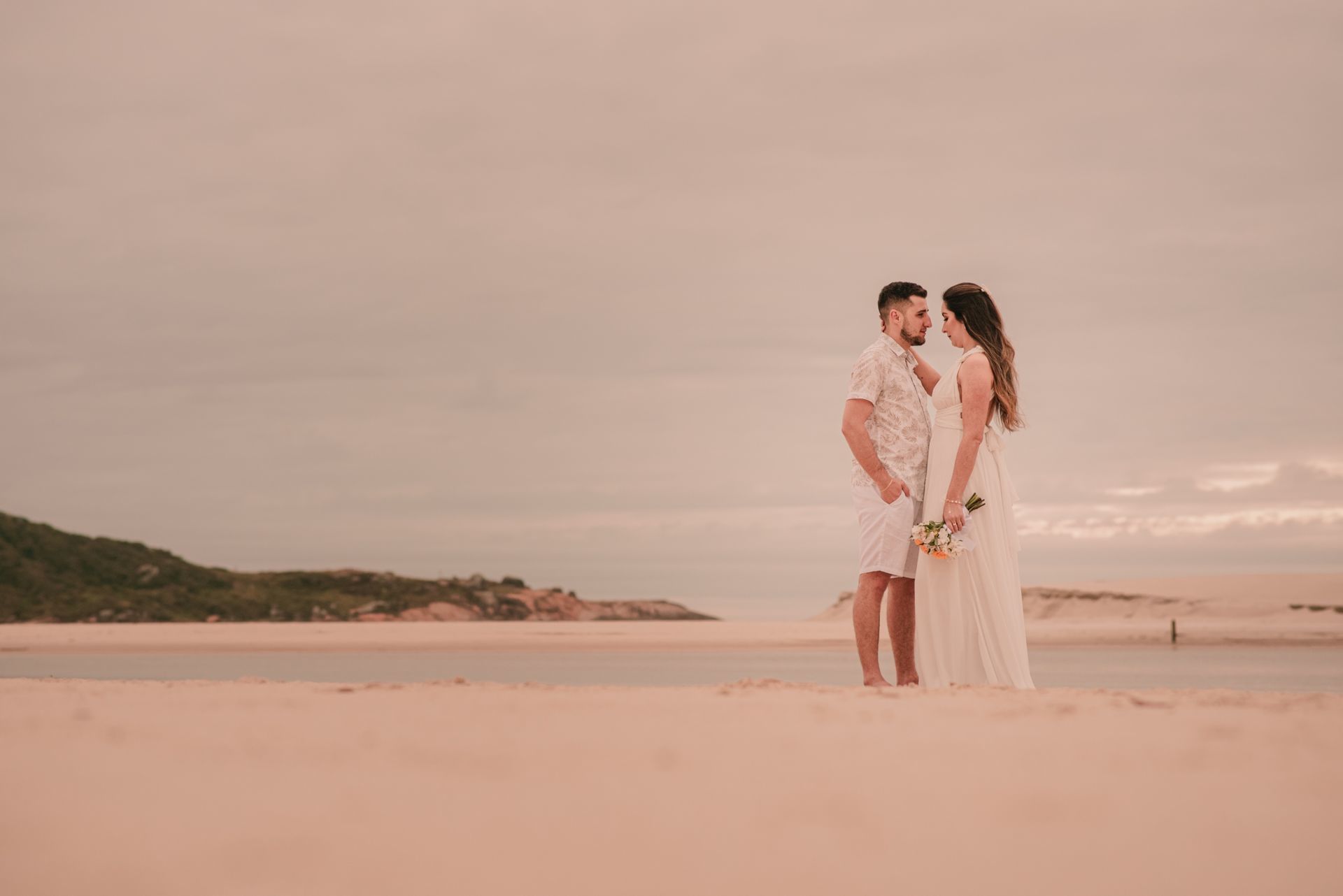 Foto Ensaio Pré Wedding na Guarda do Embaú/SC | Matheus & Andressa  - Imagem 44