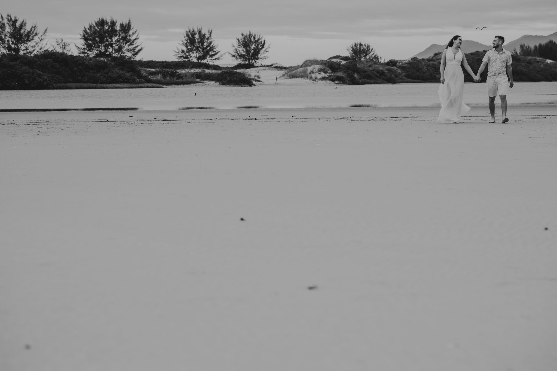 Foto Ensaio Pré Wedding na Guarda do Embaú/SC | Matheus & Andressa  - Imagem 59