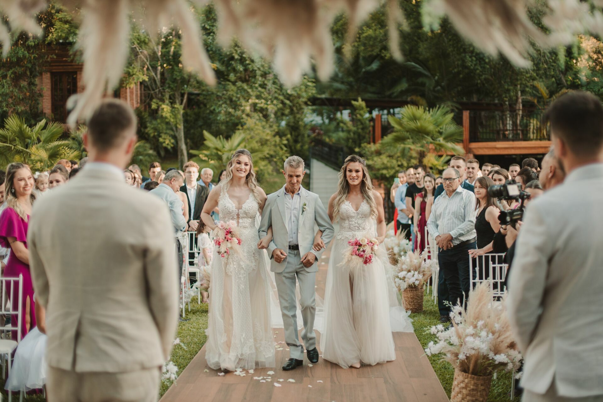 Foto Casamento Duplo na Chácara do Cris | Marco & Ju | Fabricio e Nah - Imagem 58